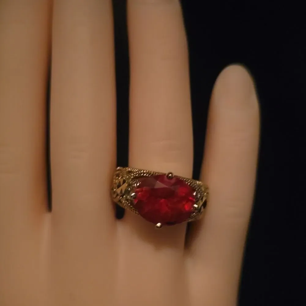 24k Gold Plated 925 Sterling Silver Ring!Elegant FILAGREE Design Garnet.